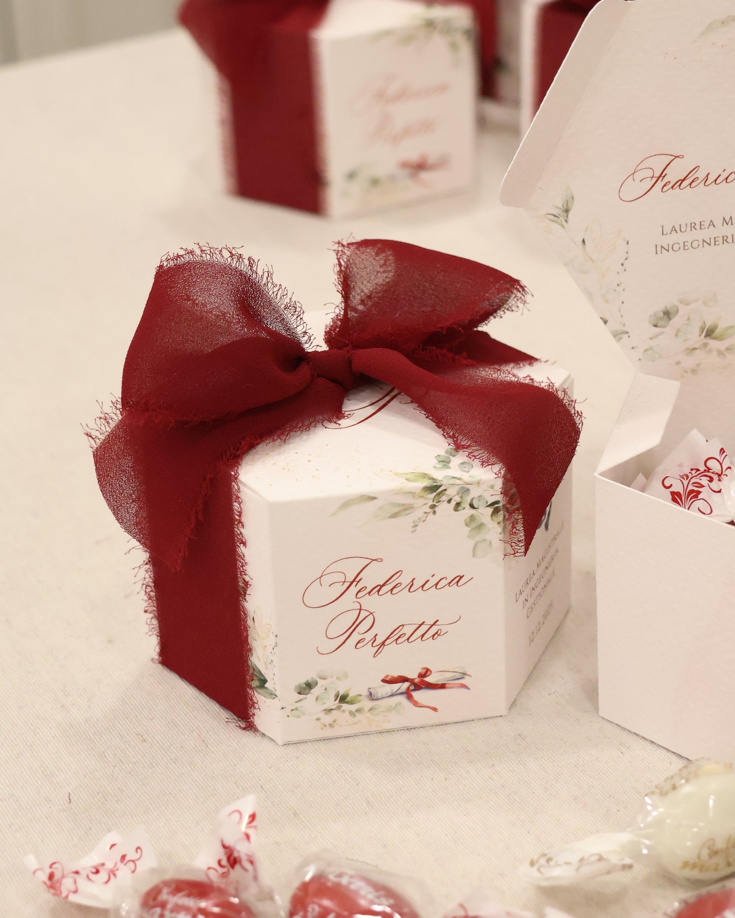 Box Esagonali | Laurea