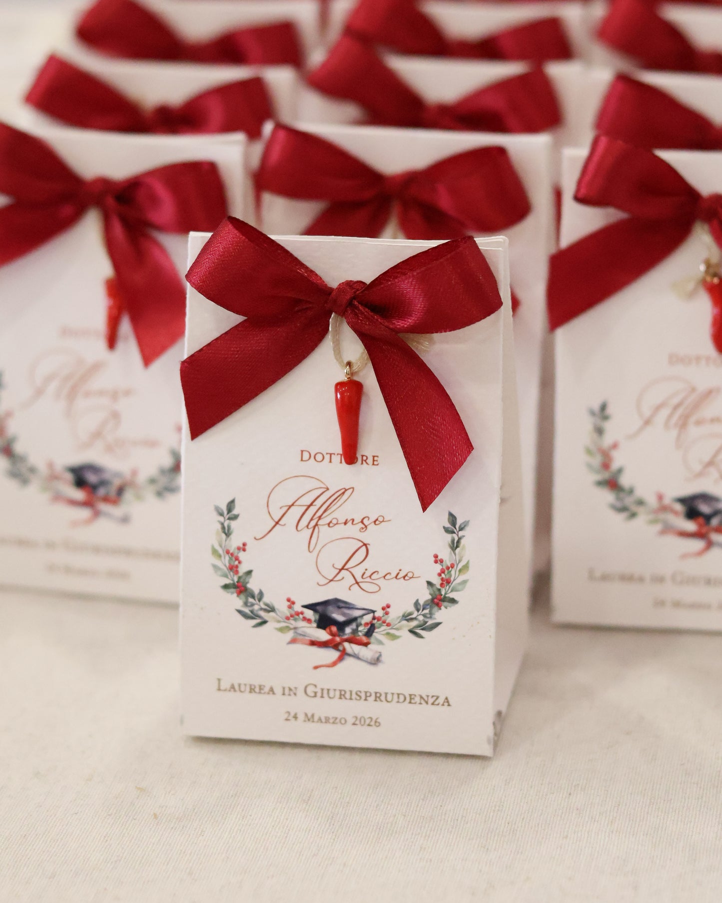 Scatolina Gift Laurea con Alloro, Tocco e Pergamena 2