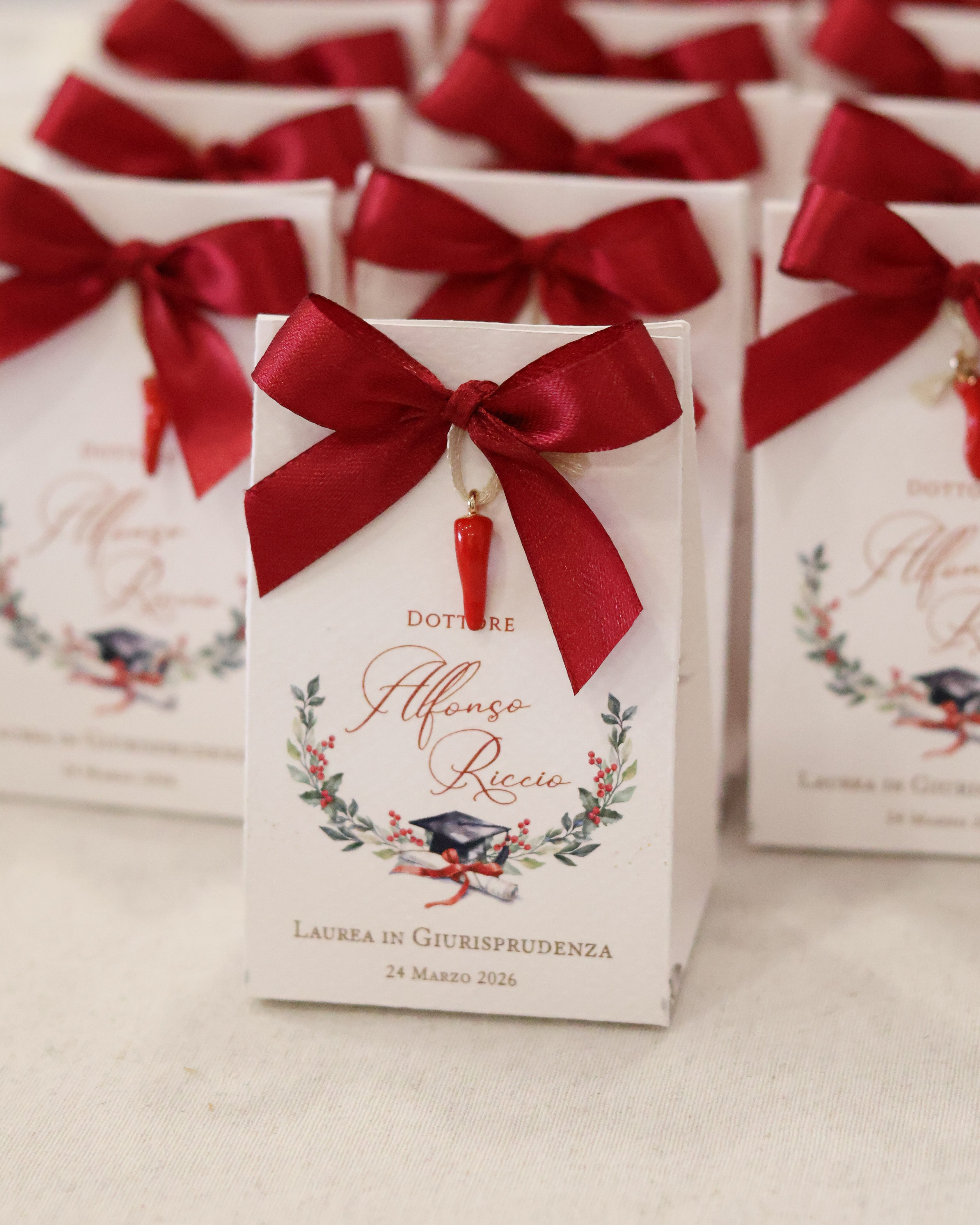 Scatolina Gift Laurea con Alloro, Tocco e Pergamena 2