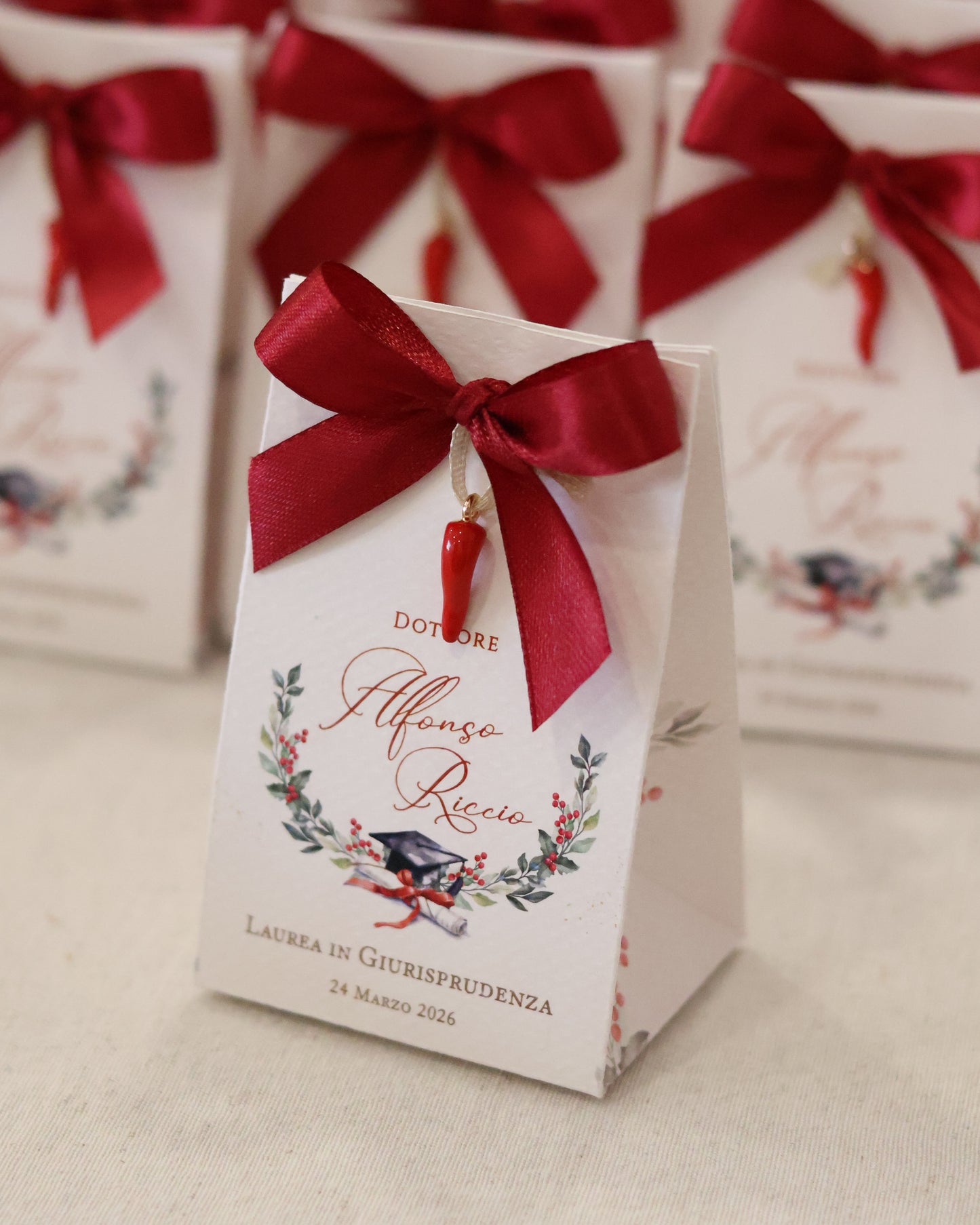 Scatolina Gift Laurea con Alloro, Tocco e Pergamena 2