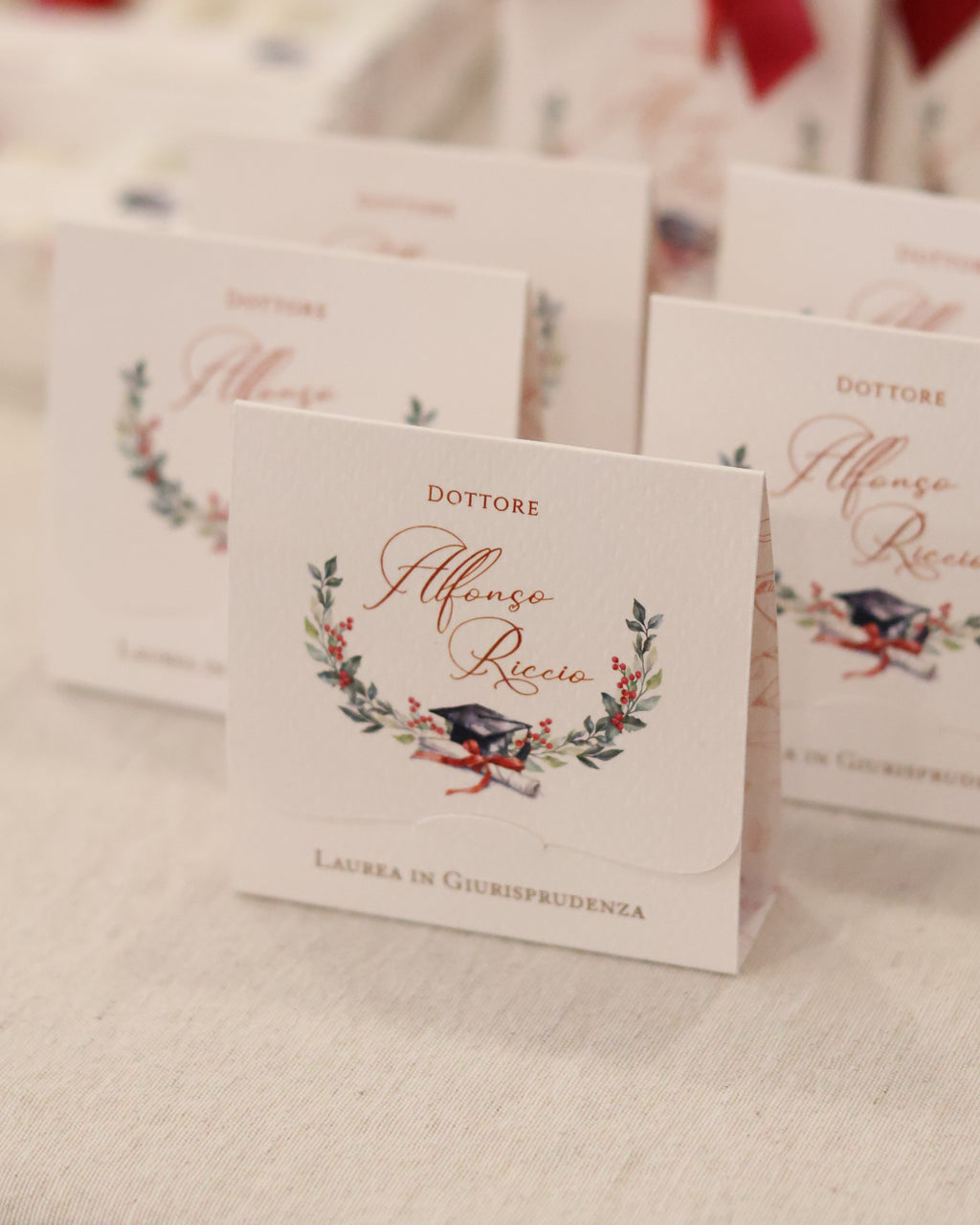 Pochette Laurea con Alloro, Tocco e Pergamena