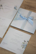 Light Blue Love | mod. Grace